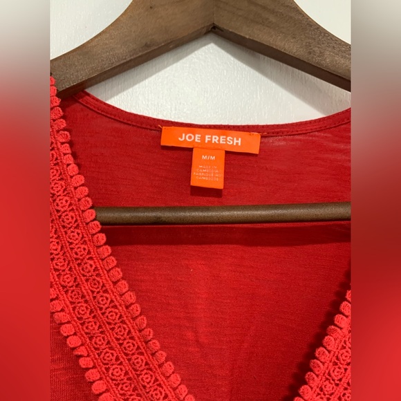 Joe fresh sleeveless red top - Picture 3 of 3